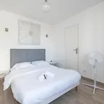 Dolmen Adrien 4 شقة تور