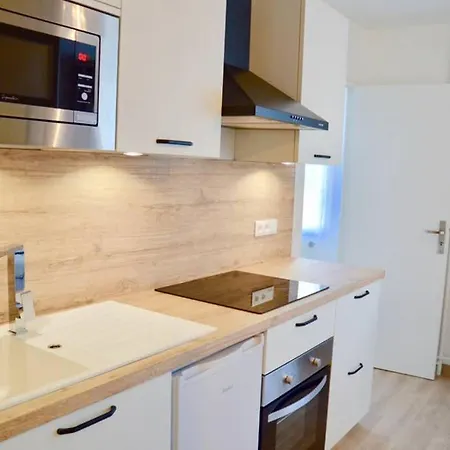 アパート Dolmen Adrien 4 トゥール