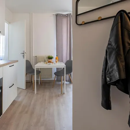 アパート Dolmen Adrien 4 トゥール