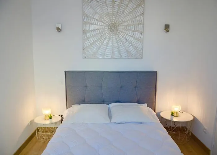 Dolmen Adrien 4 Διαμέρισμα